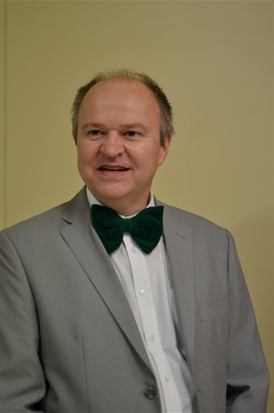 Gerüchte, Gerüchte - Ernie Cusack