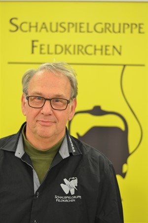 Bei Boris ist ein Zimmer frei - Garderobe 1