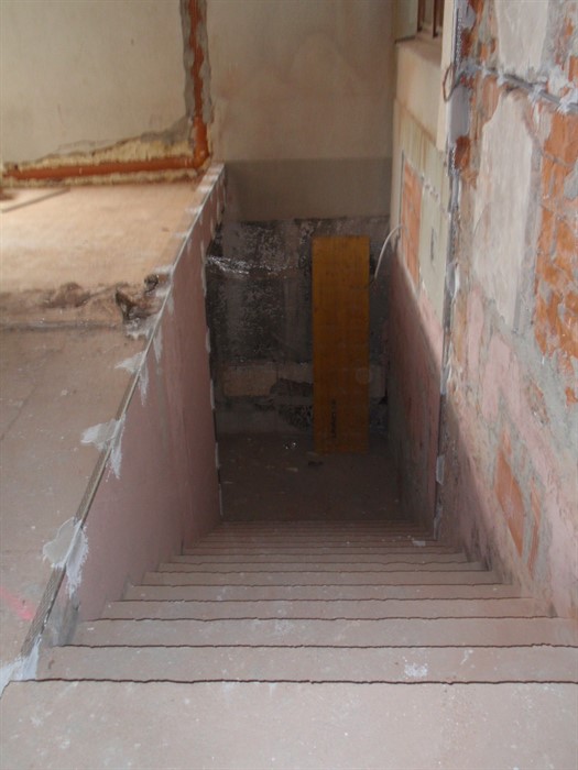 putzleisten_kellerstiege_small